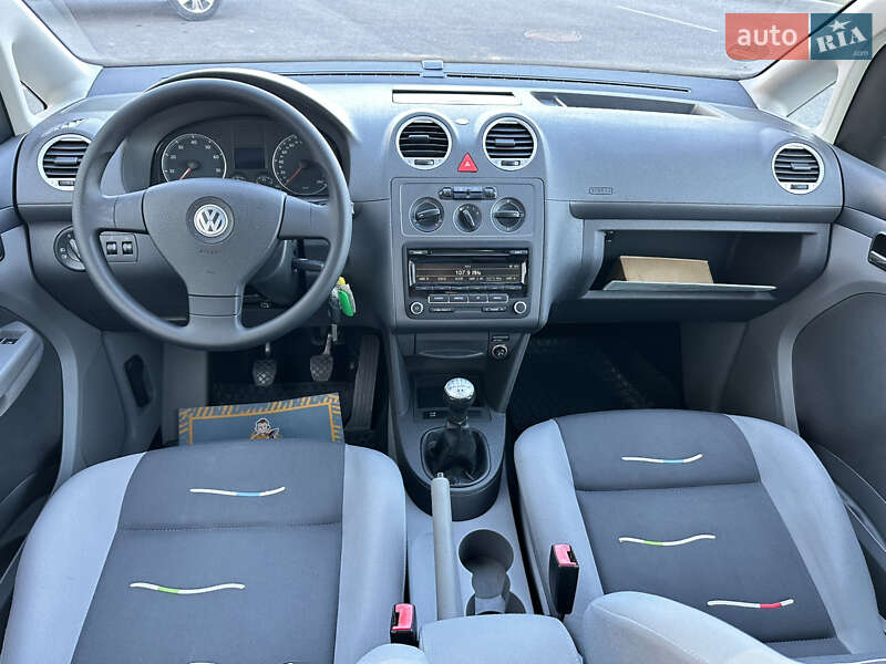 Минивэн Volkswagen Caddy 2008 в Виннице