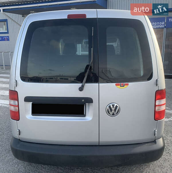 Вантажний фургон Volkswagen Caddy 2012 в Кременчуці