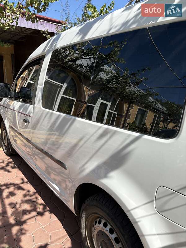 Мінівен Volkswagen Caddy 2010 в Татарбунарах