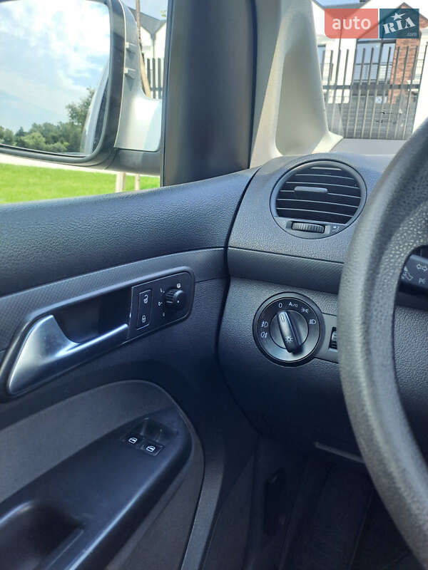 Минивэн Volkswagen Caddy 2010 в Белой Церкви