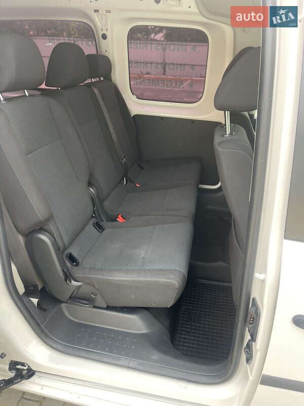 Минивэн Volkswagen Caddy 2016 в Луцке