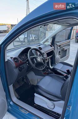 Минивэн Volkswagen Caddy 2004 в 