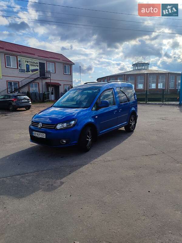 Минивэн Volkswagen Caddy 2015 в Ильинцах