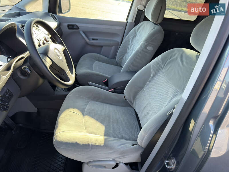Минивэн Volkswagen Caddy 2008 в Ровно