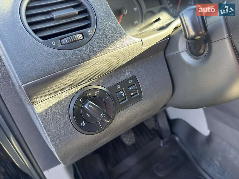 Минивэн Volkswagen Caddy 2008 в Ровно