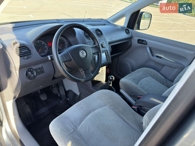 Минивэн Volkswagen Caddy 2008 в Ровно