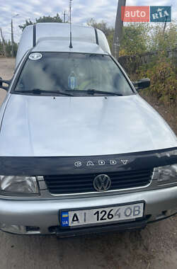 Грузовой фургон Volkswagen Caddy 2003 в 