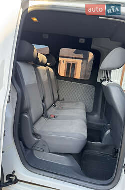 Минивэн Volkswagen Caddy 2011 в 