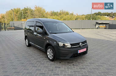 Минивэн Volkswagen Caddy 2015 в Полтаве