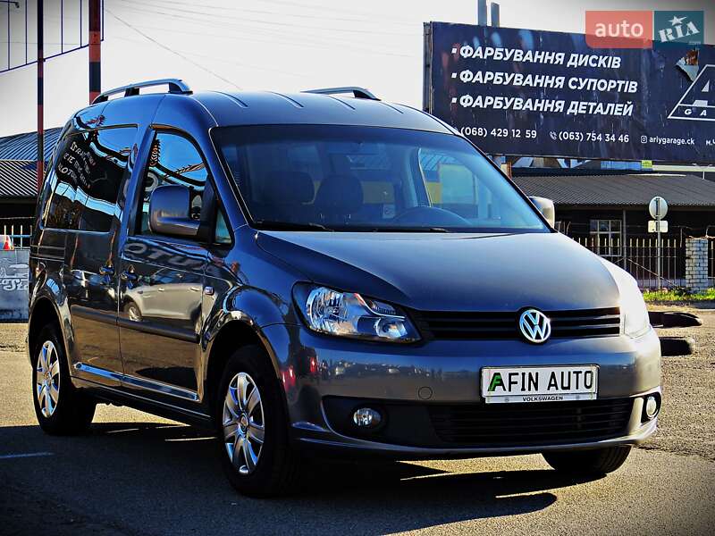 Минивэн Volkswagen Caddy 2011 в Черкассах