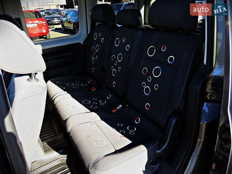Минивэн Volkswagen Caddy 2011 в Черкассах