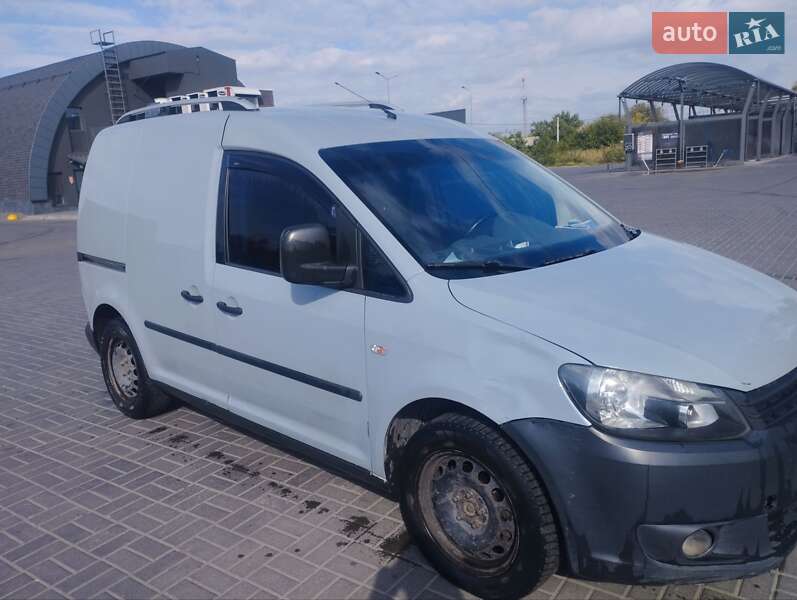 Вантажний фургон Volkswagen Caddy 2011 в Дніпрі