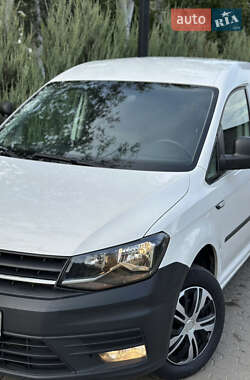 Грузовой фургон Volkswagen Caddy 2016 в 