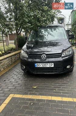 Вантажний фургон Volkswagen Caddy 2011 в Тернополі