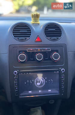 Минивэн Volkswagen Caddy 2011 в 