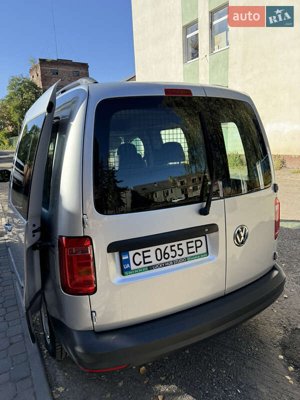 Минивэн Volkswagen Caddy 2017 в Черновцах