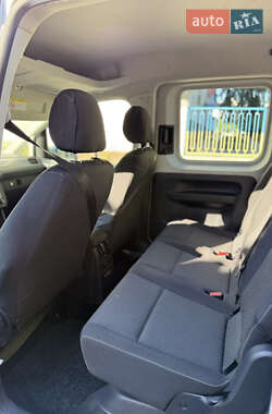 Минивэн Volkswagen Caddy 2017 в 