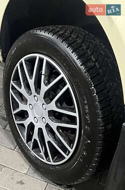 Минивэн Volkswagen Caddy 2009 в 