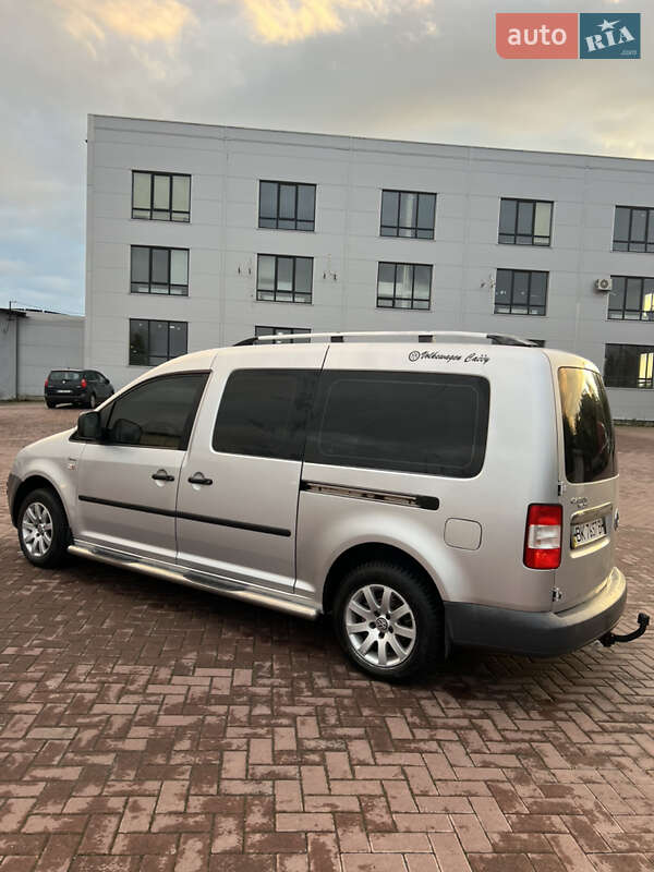 Минивэн Volkswagen Caddy 2009 в Ровно
