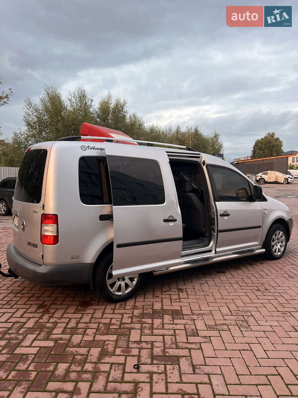 Минивэн Volkswagen Caddy 2009 в Ровно