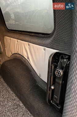 Минивэн Volkswagen Caddy 2009 в 
