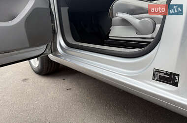 Минивэн Volkswagen Caddy 2008 в 