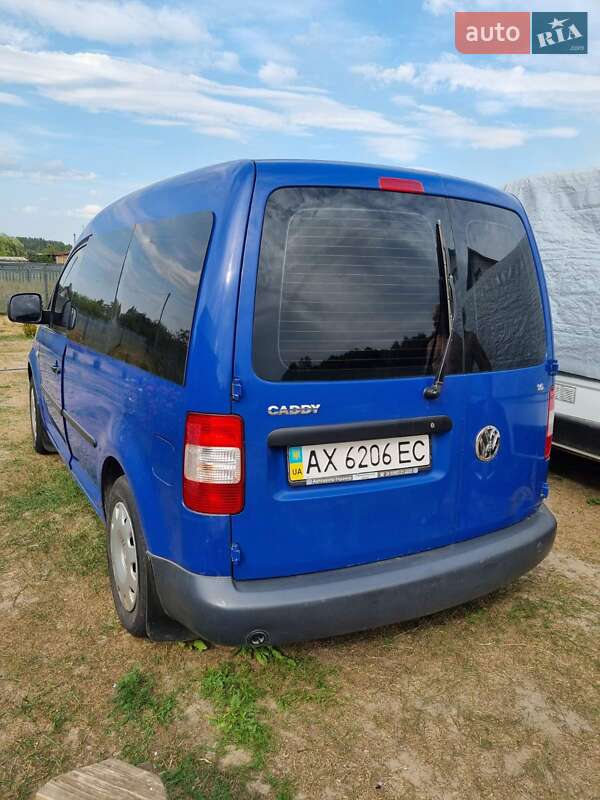 Минивэн Volkswagen Caddy 2008 в Десне