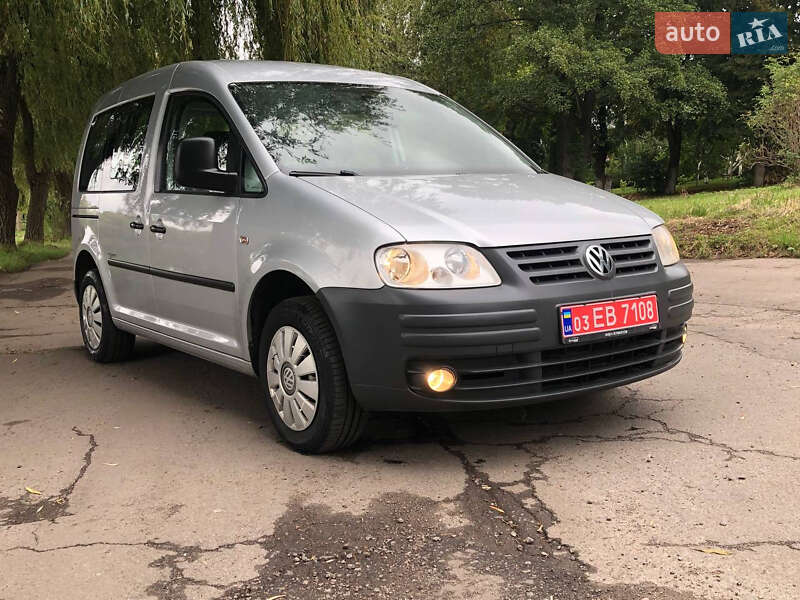 Минивэн Volkswagen Caddy 2010 в Ровно