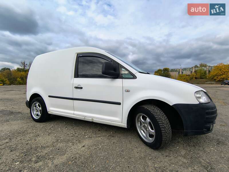 Вантажний фургон Volkswagen Caddy 2008 в Харкові