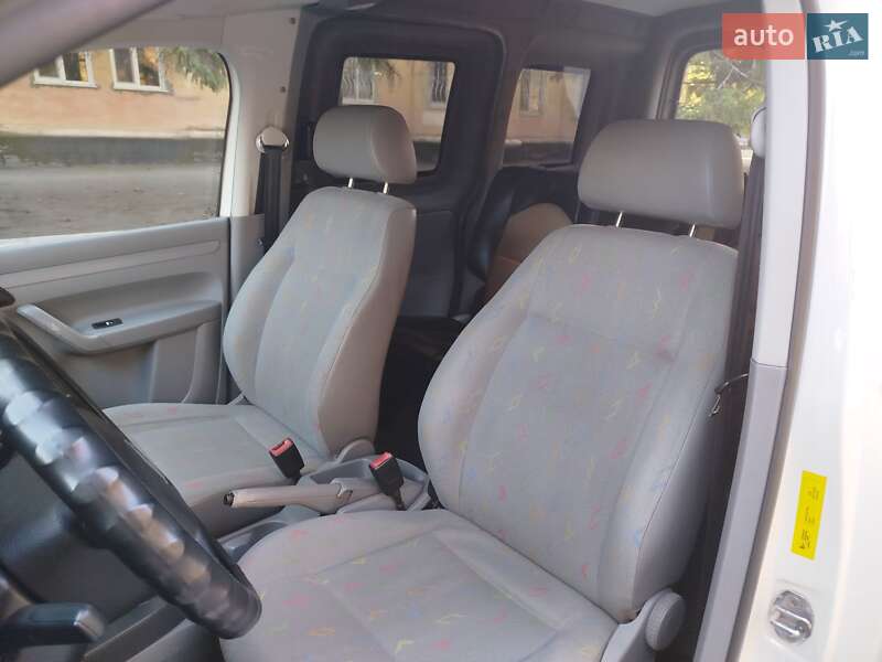 Минивэн Volkswagen Caddy 2005 в Желтых Водах