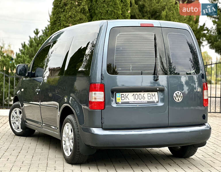 Минивэн Volkswagen Caddy 2004 в Кропивницком