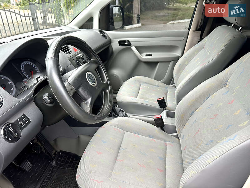 Минивэн Volkswagen Caddy 2004 в Кропивницком