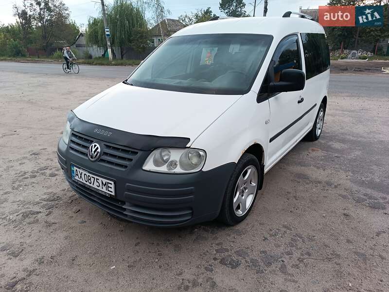 Грузопассажирский фургон Volkswagen Caddy 2004 в Змиеве