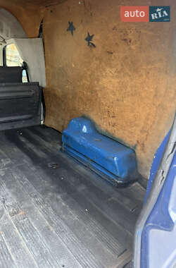 Грузовой фургон Volkswagen Caddy 2001 в 