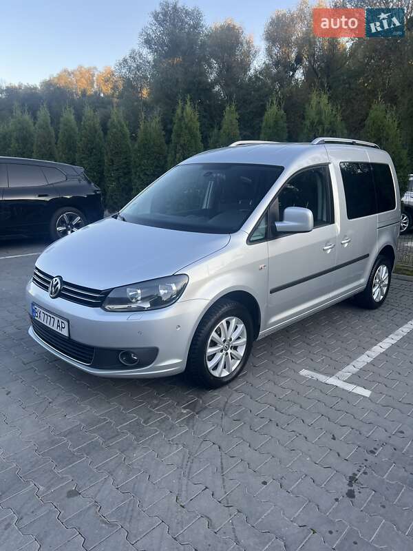 Минивэн Volkswagen Caddy 2013 в 