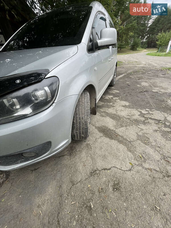 Минивэн Volkswagen Caddy 2012 в Сарнах фото 31 Минивэн Volkswagen Caddy 2012 в Сарнах