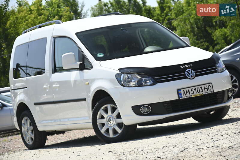 Минивэн Volkswagen Caddy 2012 в 