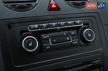 Минивэн Volkswagen Caddy 2012 в 