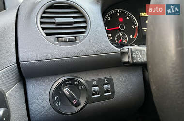 Вантажний фургон Volkswagen Caddy 2012 в Кременчуці