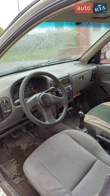 Грузовой фургон Volkswagen Caddy 1997 в Дубровице