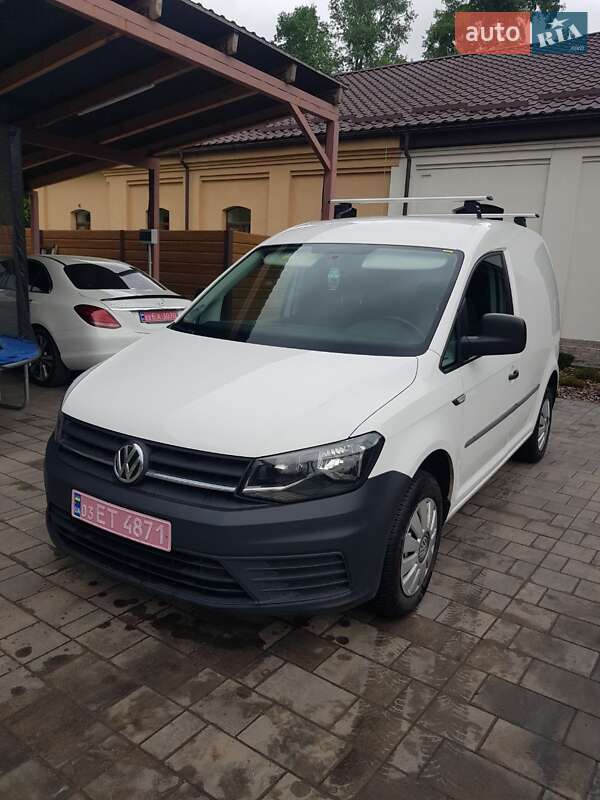 Грузовой фургон Volkswagen Caddy 2018 в Остроге