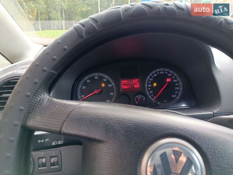 Минивэн Volkswagen Caddy 2005 в Вишневце