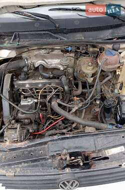 Грузовой фургон Volkswagen Caddy 1996 в  фото 10 Грузовой фургон Volkswagen Caddy 1996 в