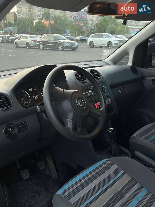 Минивэн Volkswagen Caddy 2013 в Одессе