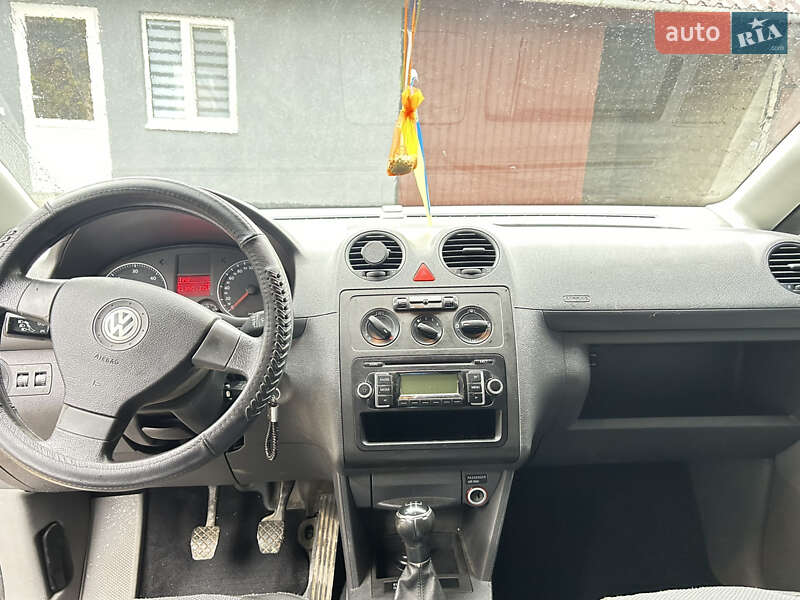 Мінівен Volkswagen Caddy 2010 в Чернівцях фото 11 Мінівен Volkswagen Caddy 2010 в Чернівцях