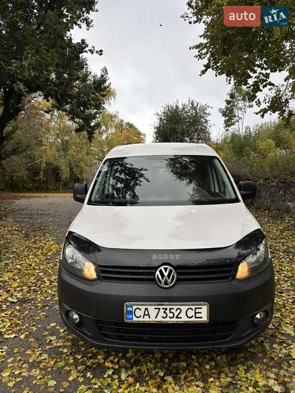 Минивэн Volkswagen Caddy 2011 в Лысянке