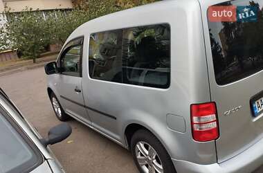 Минивэн Volkswagen Caddy 2013 в 