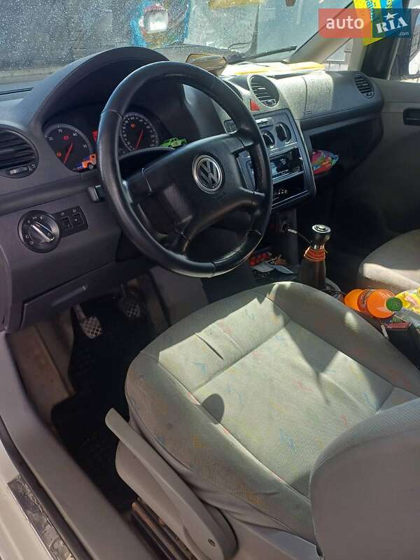 Грузовой фургон Volkswagen Caddy 2005 в Рокитном