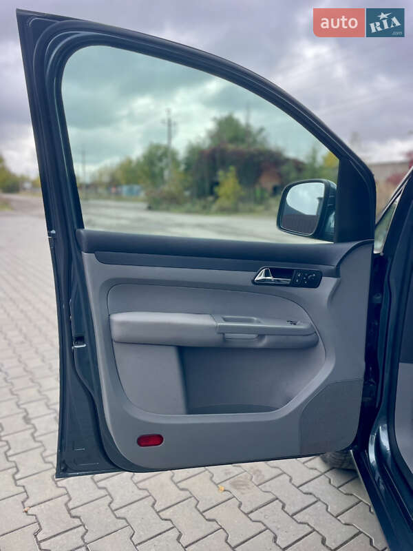 Минивэн Volkswagen Caddy 2008 в Луцке