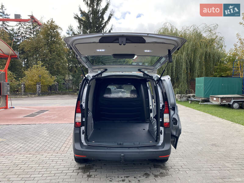 Грузовой фургон Volkswagen Caddy 2022 в Радивилове